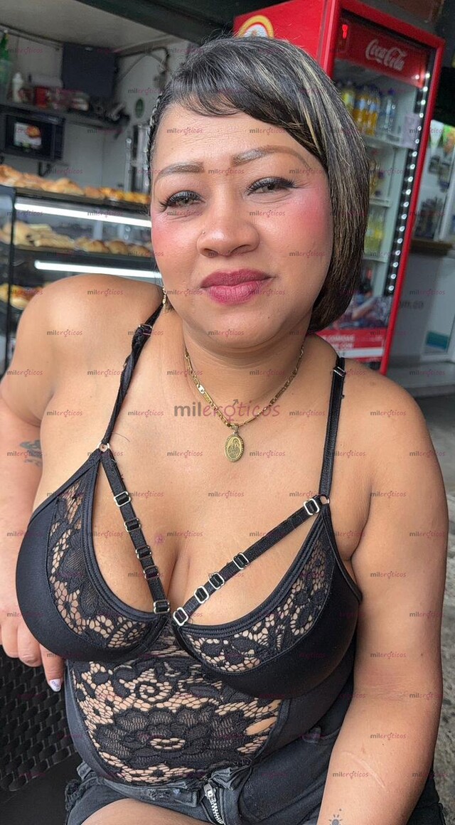 FOTOS DE NINFOMANA QUIERE PENE, HAGO DE TODO PARA COMPLACERTE