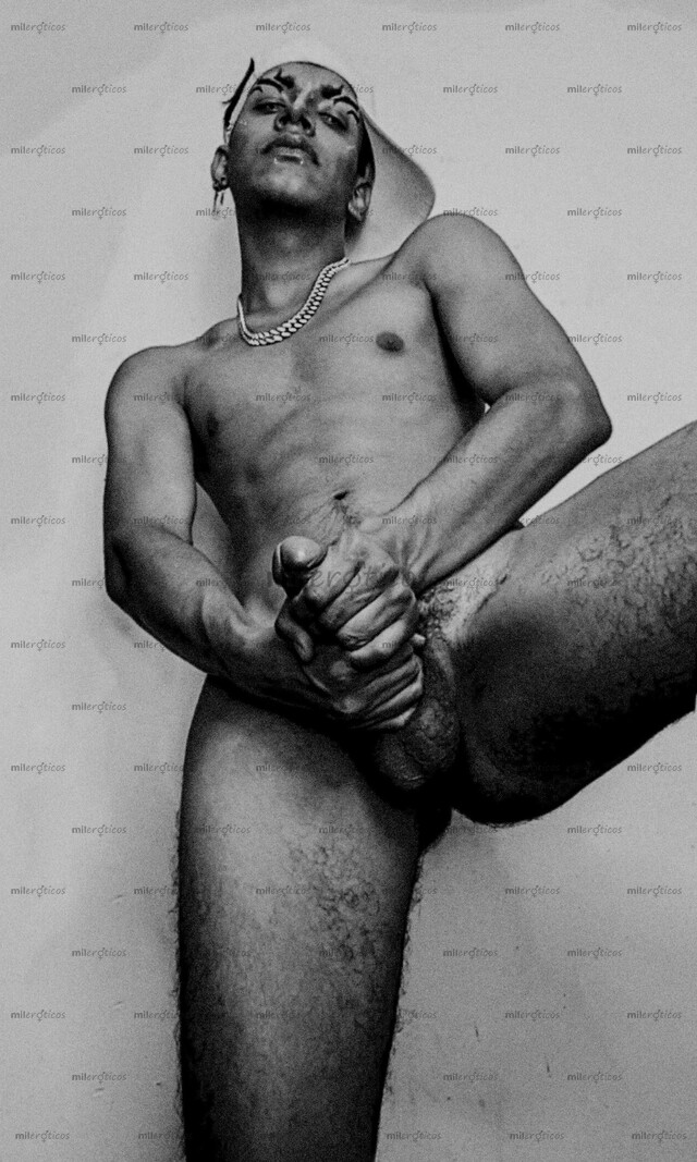 FOTOS DE DANTE CON 20CM DE PLACER PARA CUMPLIR TUS DESEOS Y FANTASÍAS
