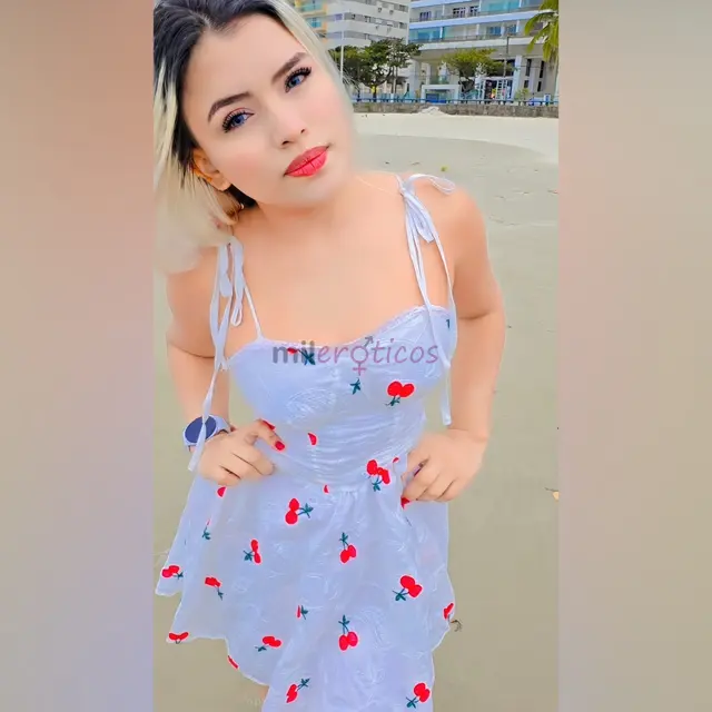 Oii meus principes me chamo sofia lemos sou uma loirinha toda natural com um bumbum lindo pele super macia toda cheirosa e gostosa de apertar nao sou...