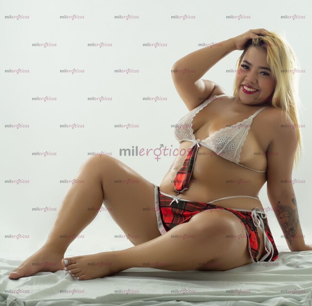 FOTOS DE AMBER GORDITA ARRECHA Y APRETADA, LISTA PARA COMPLACERTE EN TODAS TUS FANTASÍAS