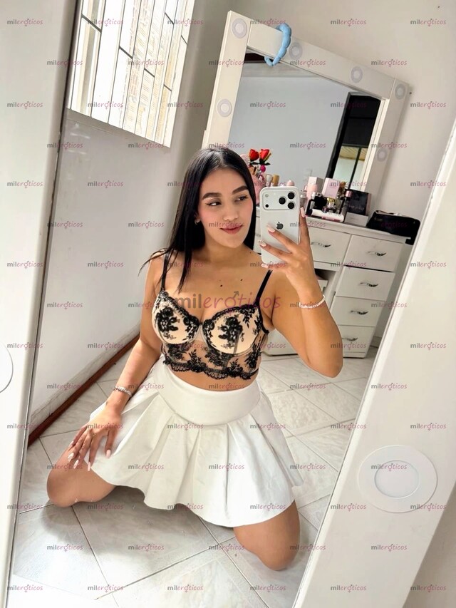 FOTOS DE ANTONELLA SCORT CON UN RICO CUERPO Y CON UN ROSTRO ANGELICAL QUE TE ENCATARA