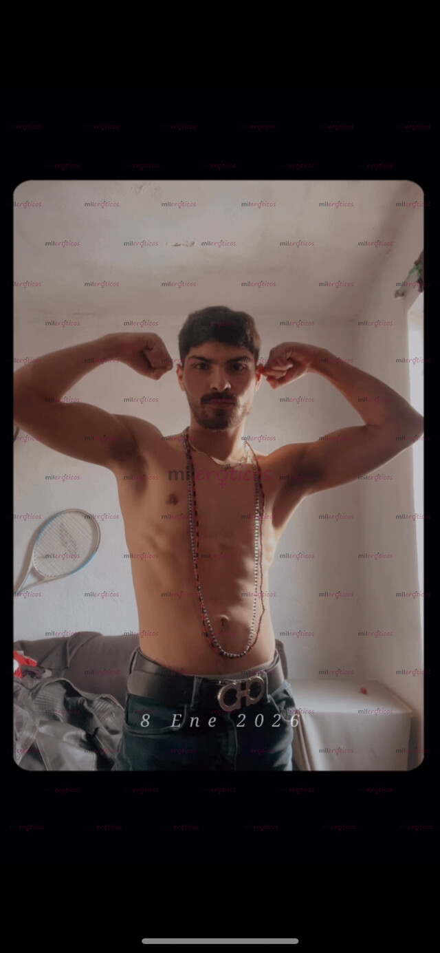 FOTOS DE JOVEN CALIENTE NUEVO EN EL AMBIENTE CON GANAS DE SATISFACERTE