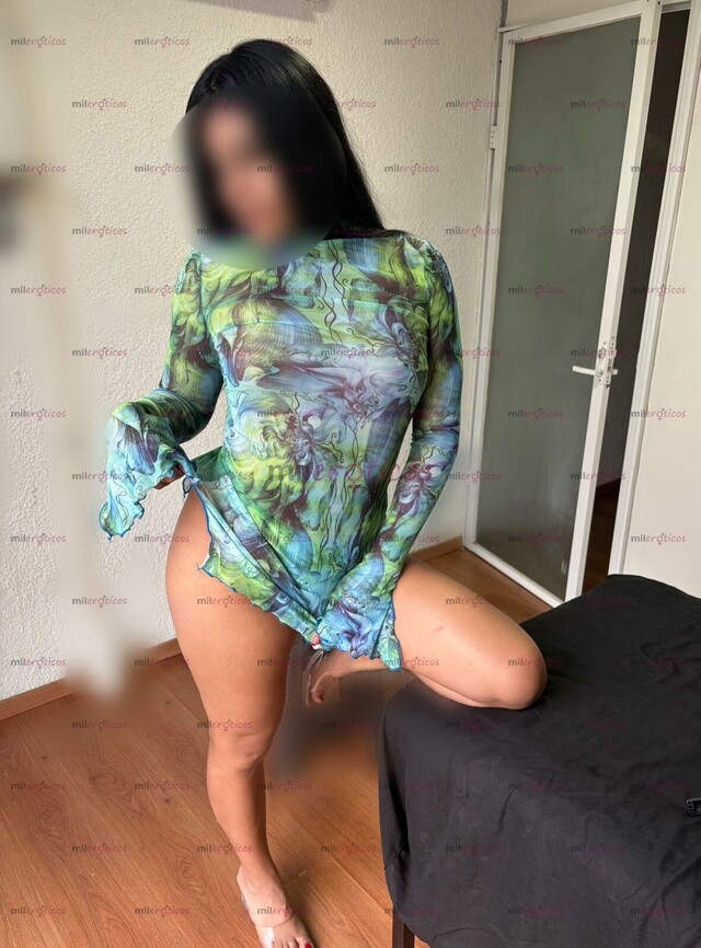 FOTOS DE DULCE Y TIERNA MUÑECA MORENITA! 19 AÑOS ALTA PIERNAS LARGAS Y TORNEADAS FLAQUITA