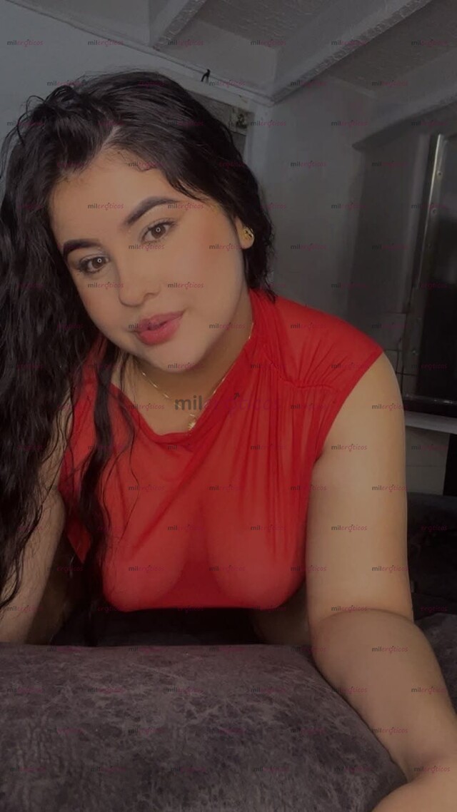 FOTOS DE LAURA DE 22 AÑOS SOLO DOMICILIO EN LUGAR CON PORTERÍA