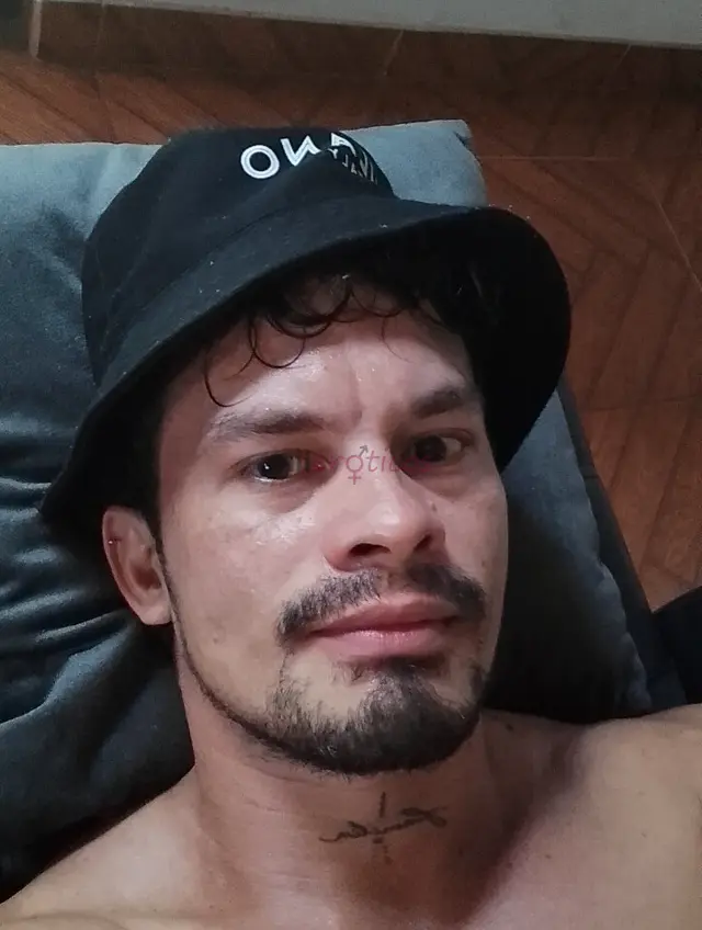 Aun no me encuentro en la ciudad de santiago sino manana 28 de julio hola mi nombre es abelatinoservicio de acompanantecolombiano sexy recien llegadov...
