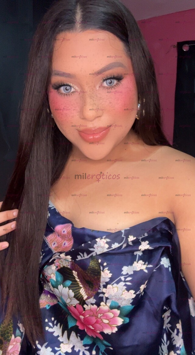 FOTOS DE EL LUJO DE UNA VERDADERA MUÑECA CALIENTE Y COMPLACIENTE