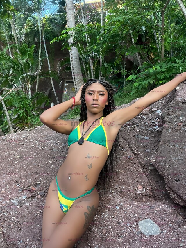 FOTOS DE ÚLTIMO DÍA MORENA AFROAMERICANA, LISTA PARA DARTE LECHITA