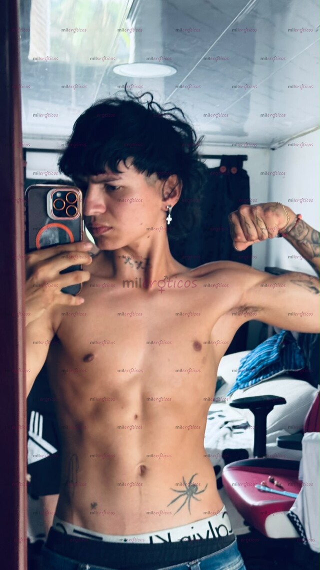 FOTOS DE JOVEN FLACO MUY DISCRETO, VARONIL Y APASIONADO, LISTO PARA SORPRENDER
