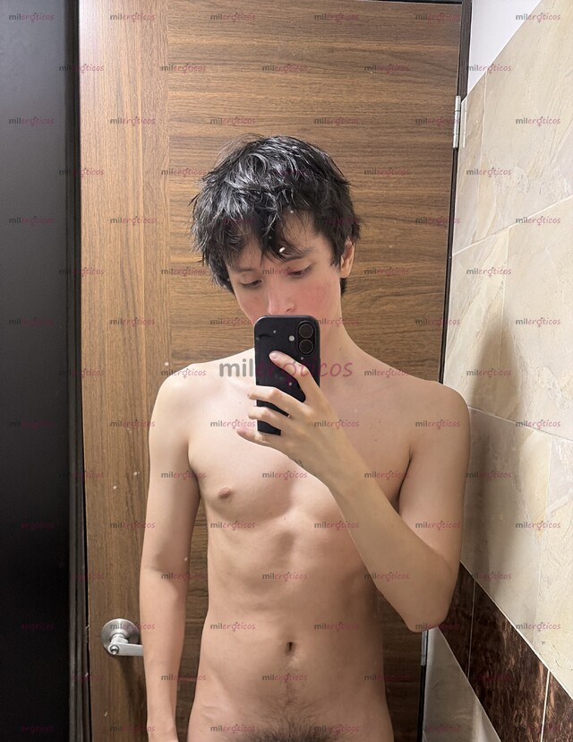 FOTOS DE SOY JOVEN CON GANAS DE MUCHO MORBO. CON GANAS DE PASARLO BIEN Y DISFRUTAR.