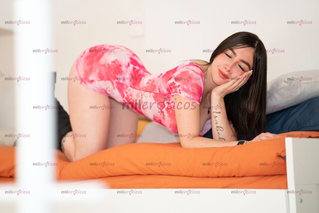 FOTOS DE LINDA FLACA DE PIEL BLANCA,SUAVE Y DELICADA DE VAGINA ROSADA,CARITA DE PORCELANA
