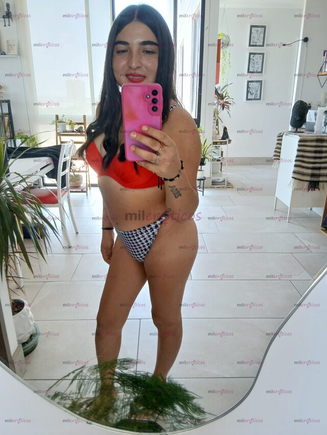 FOTOS DE CHAPARRITA PETIT Y BONITA COMPLACIENTE Y BUENA PARA ATENDERTE AMOR 18 AÑOS