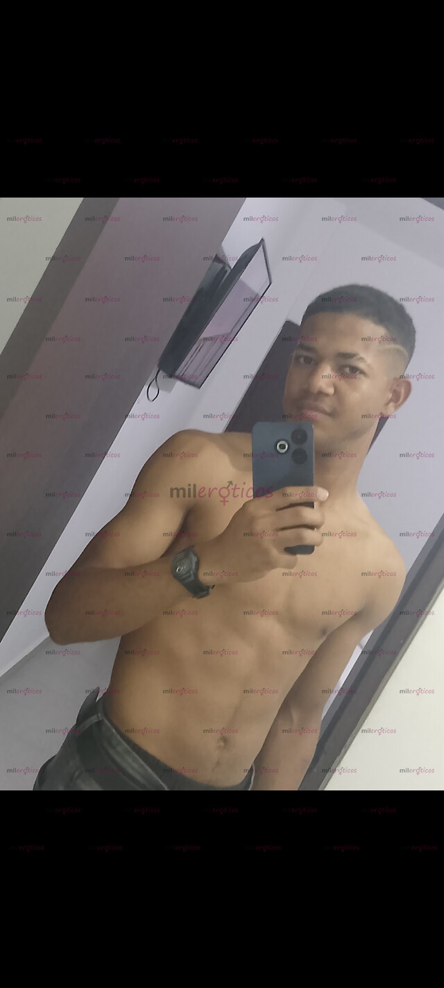 FOTOS DE PROMO POR ESTOS DÍAS CON RAFAEL SOY NUEVO EN BOGOTÁ DESCOMPLICADO Y CARIÑOSO