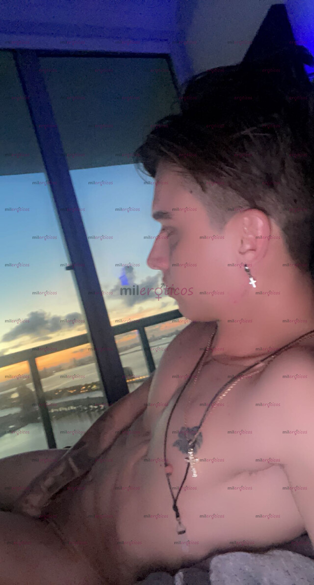 FOTOS DE SEBASTIAN NEWCOLOMBIANBOY 100REAL NEWHEREHOT