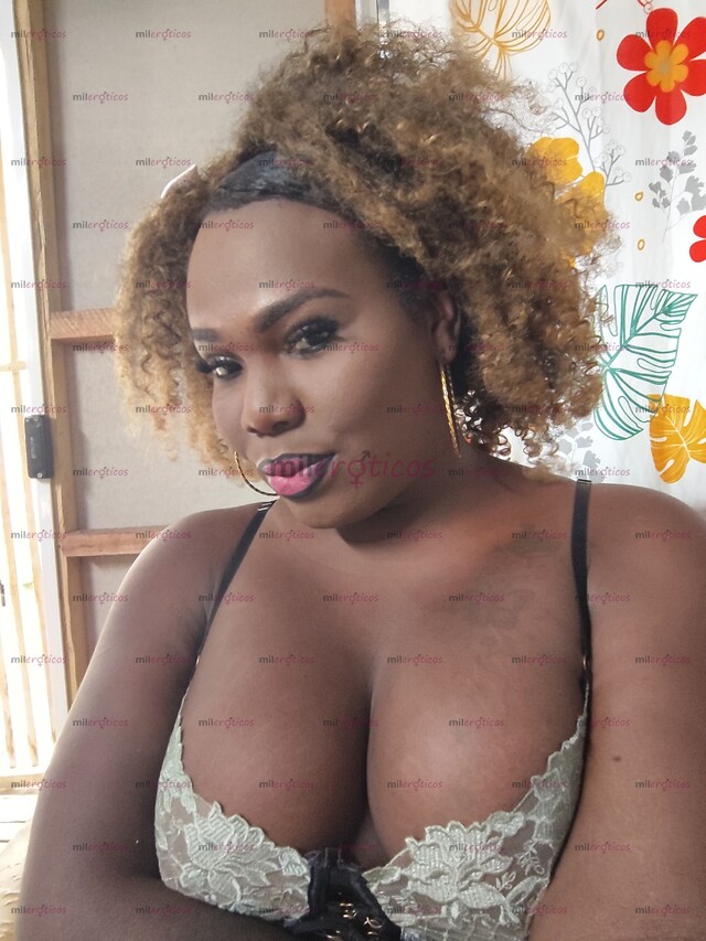 FOTOS DE TAMARA NEGRA SEXY Y MUY CALIENTE NEGRA CANDELA ÚNICA POR LA ZONA VEN A NOCERME