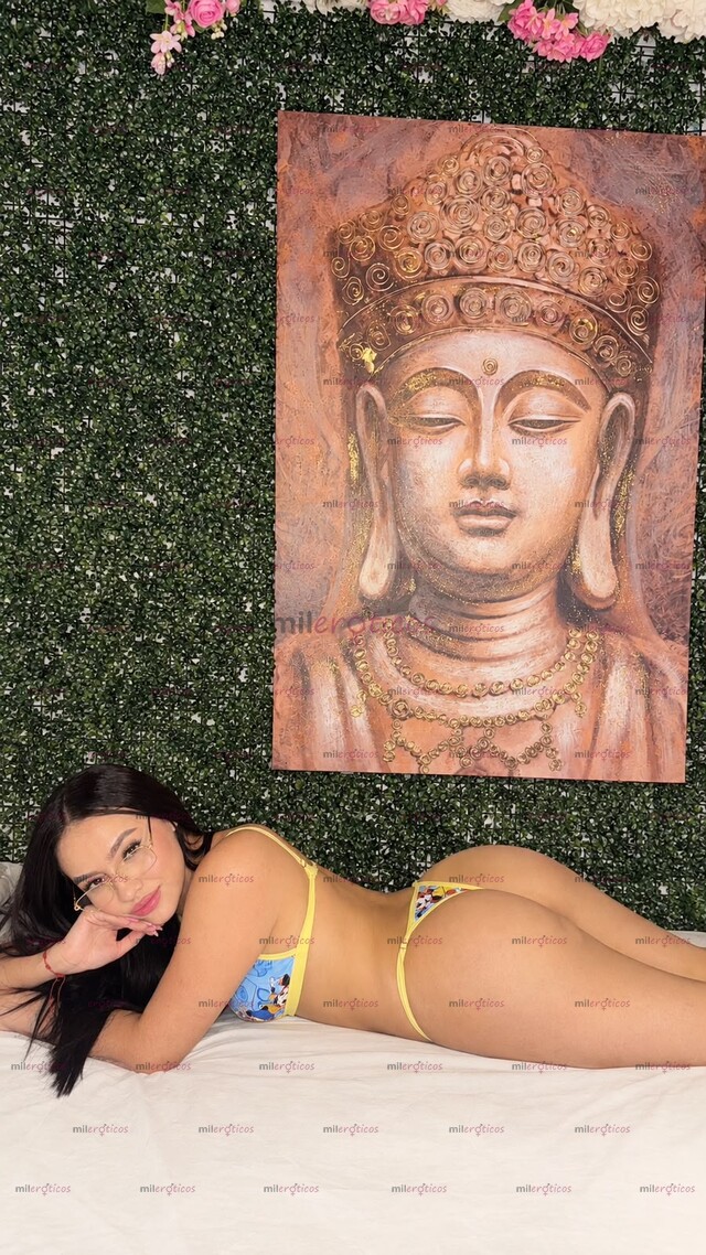 FOTOS DE PENÉLOPE HERMOSA NIÑITA LINDA Y TIERNA LISTA PARA TU PENE