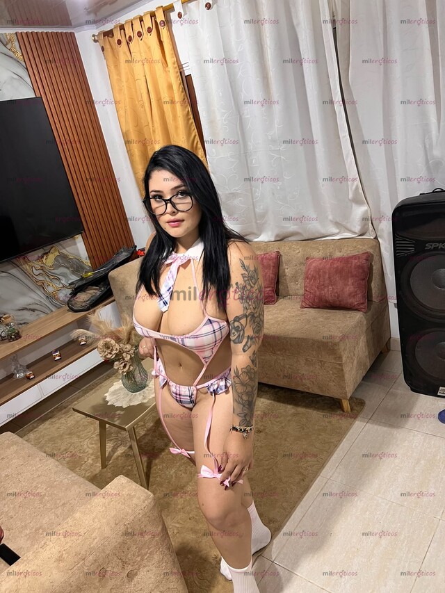 FOTOS DE BOMBÓN PRECIOSA NENA TROSUDITA CALIENTE Y JUGUETONA