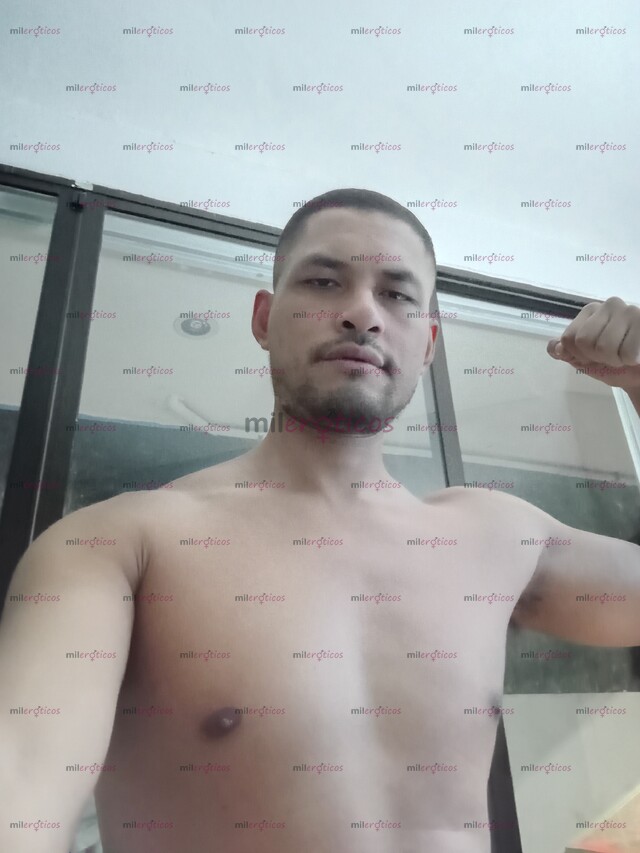 FOTOS DE CHACAL ROMPE CULOS. DOMINANTE, SEXO A TOPE. 22CM.
