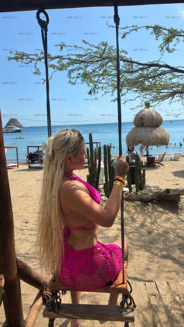 FOTOS DE EXÓTICA RUBIA ( CABALLOTA ) 20AÑITOS X PRIMERA VEZ ADICTA AL SEXO