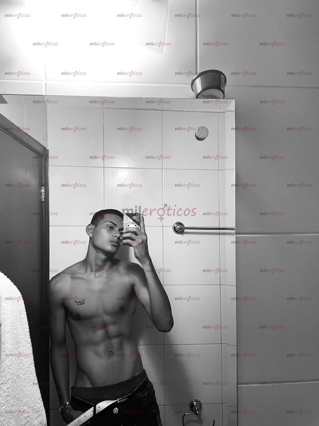 FOTOS DE JOVEN MORENO DE 20 AÑOS BIEN DOTADO FULL ACTIVO WHATSAPP 3247243274