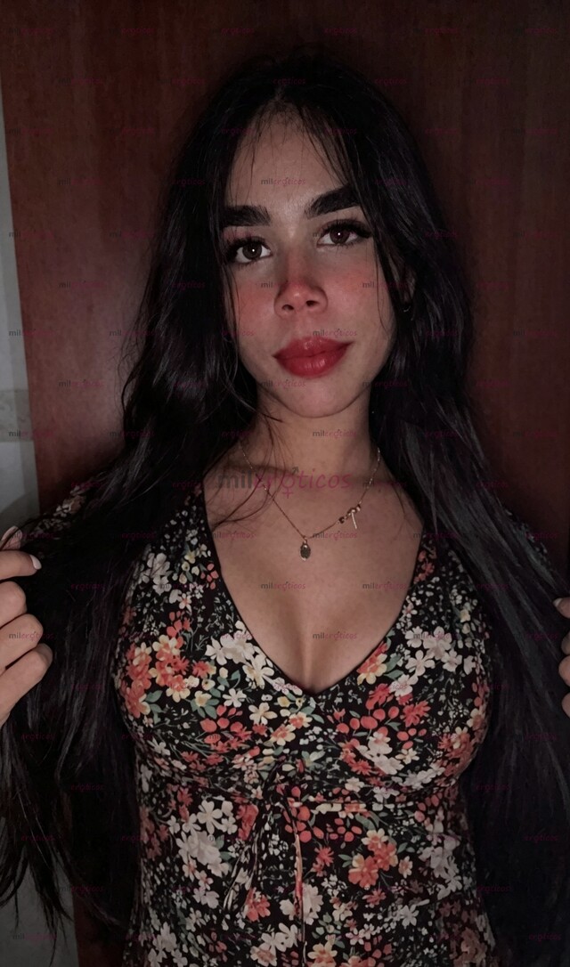 FOTOS DE SOY MARÍA ÁNGEL, MASAJISTA DE 22 AÑITOS , ERÓTICA Y MUY SENSUAL PARA TI