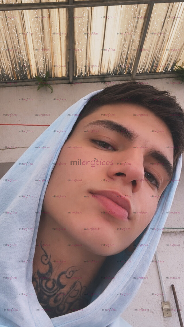 FOTOS DE CHICO TWINK DE 19 AÑOS DISCRETO LIMPIO Y AMABLE