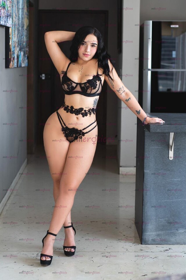 FOTOS DE FLAQUITA RICA CON BUEN CULITO, 21 AÑOS, SEXY Y CACHONDA DISPONIBLE PARA TI
