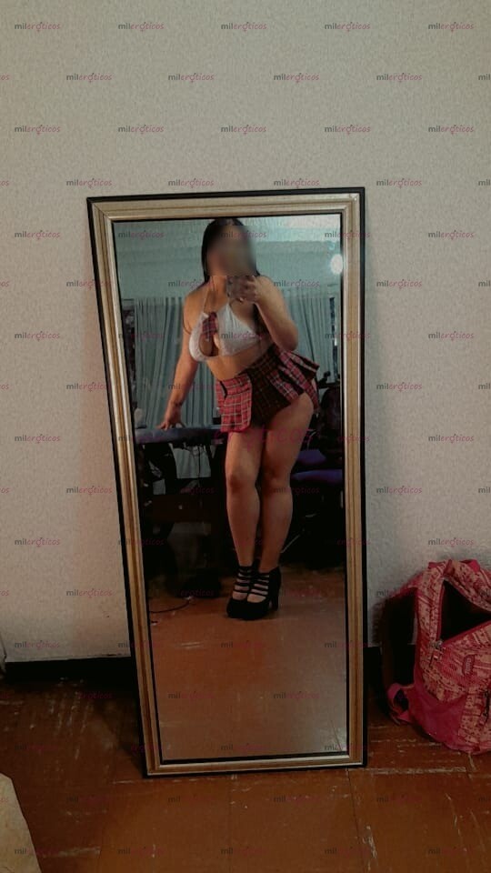 FOTOS DE REBECA HERMOSA LACTANTE TRIGUEÑA ARDIENTE