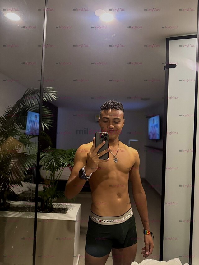 FOTOS DE 100% PASIVO, 100% DISCRETO, DESCOMPLICADO
