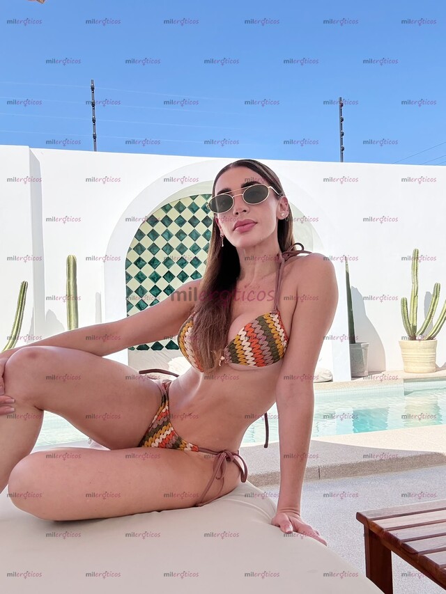 FOTOS DE SOYSOFIAMUJER SEGURA, ELEGANTE Y MUY SENSUAL. ME ENCANTA PROVOCAR CON UNA MIRADA