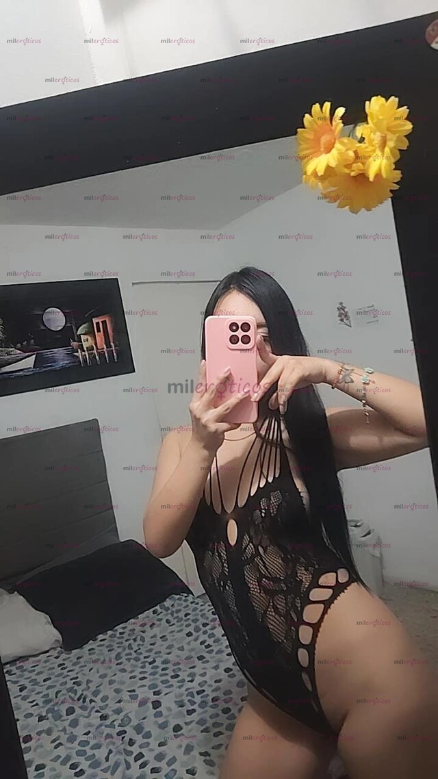FOTOS DE SOY NATALIA TU FLAQUITA PELINEGRA COMPLACIENTE Y CON GANAS DE PASARLA RICO
