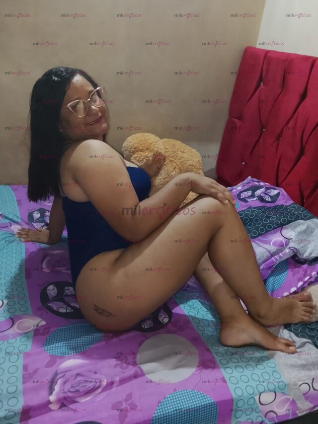 FOTOS DE SOY VALERI JOT UNA MORENA SEXI JUGUETONA TRAVIESA