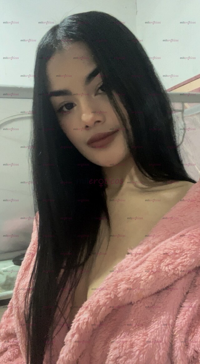 FOTOS DE FLAQUITA DE 18 AÑOS Y BIEN CALIENTE CON GANAS DE COMPLACERTE