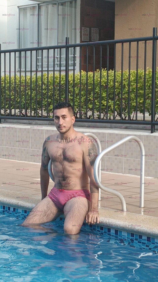 FOTOS DE ANDRES JOVEN GUAPO VARONIL EDUCADO SCORT Y MASAJISTA PROFESIONAL POCOS DIAS BGTA