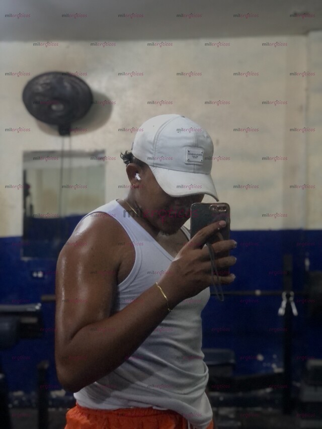 FOTOS DE JOVEN UNIVERSITARIO MORENO, DISPONIBLE ESCRÍBEME