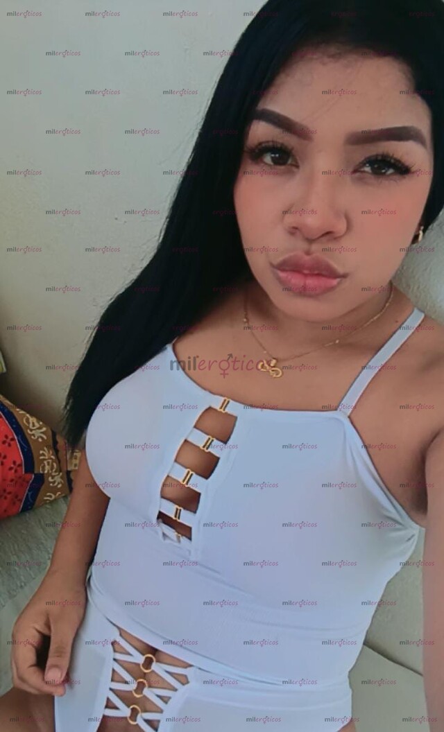 FOTOS DE MORENA ARRECHA, CALIENTE, SEXY Y MUY COMPLACIENTE!!