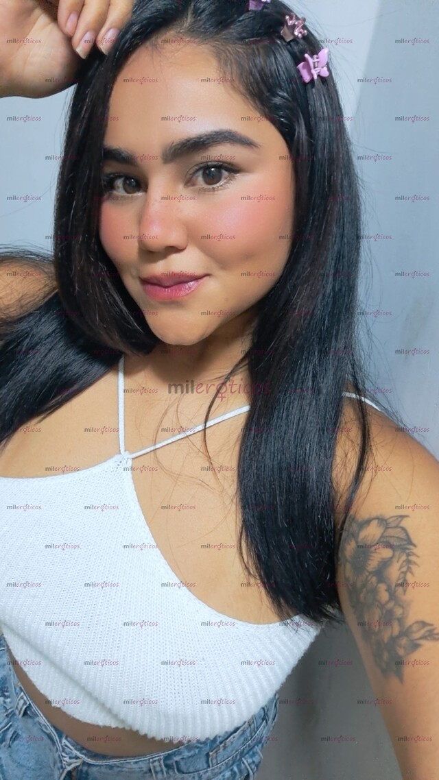 FOTOS DE LUNA LUXURY DIAMANTE PRIVÉ DIVINA Y RICAS TETAS LACTANTES