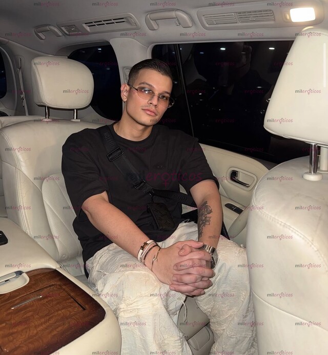 FOTOS DE ESCORT COLOMBIANO VIP. COMPLACIENTE; VIVE UNA EXPERIENCIA ÚNICA.