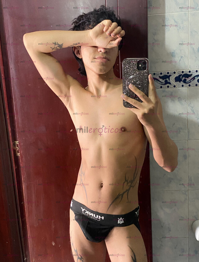 FOTOS DE TWINK MORBOSO Y ARRECHO CON GANAS DE SÁCARTE LA LECHE