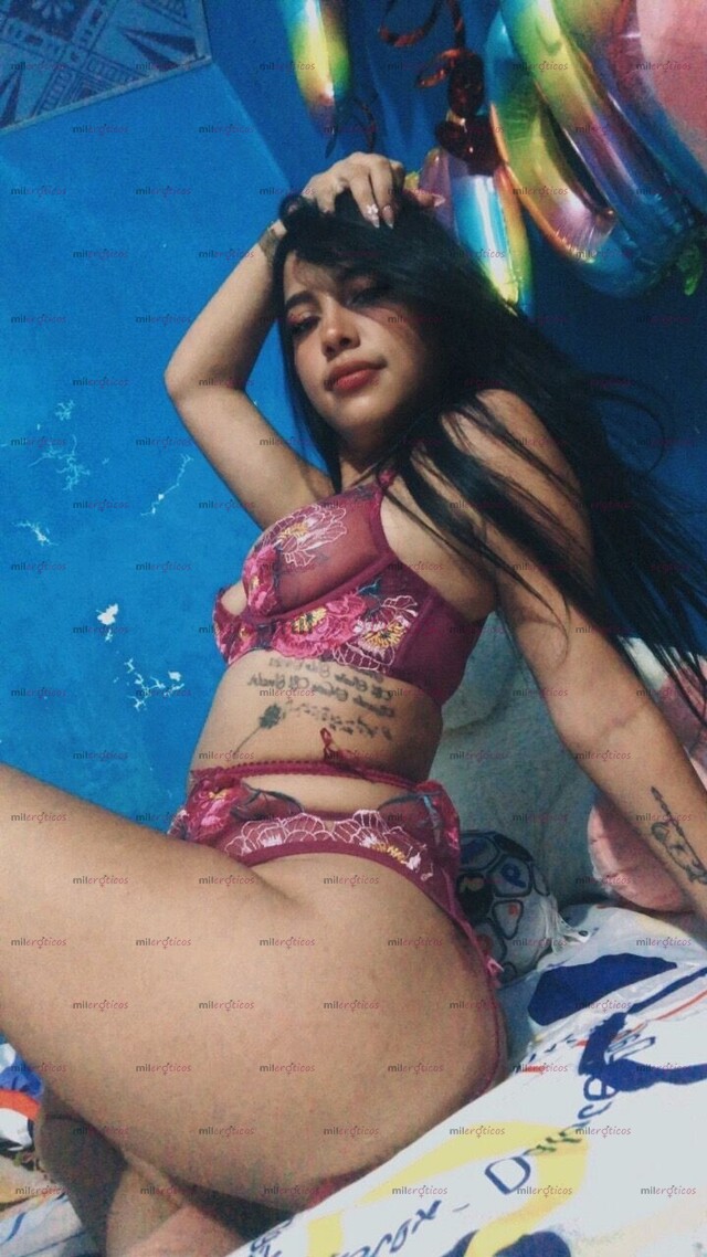 FOTOS DE ANDREA HERMOSA MORENA SEXY ,ORAL PROFUNDO Y ENSALIVADO ,VAGINA RICA