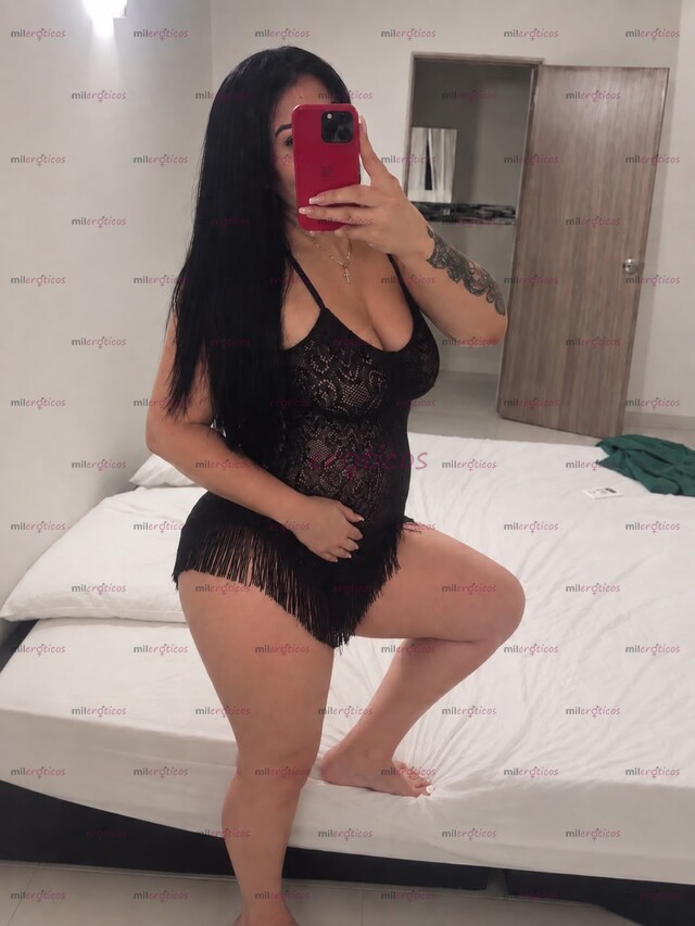 FOTOS DE SOY UNA RICA ACORST QUE VIENE A CONPLACERTE CO. UN RICO