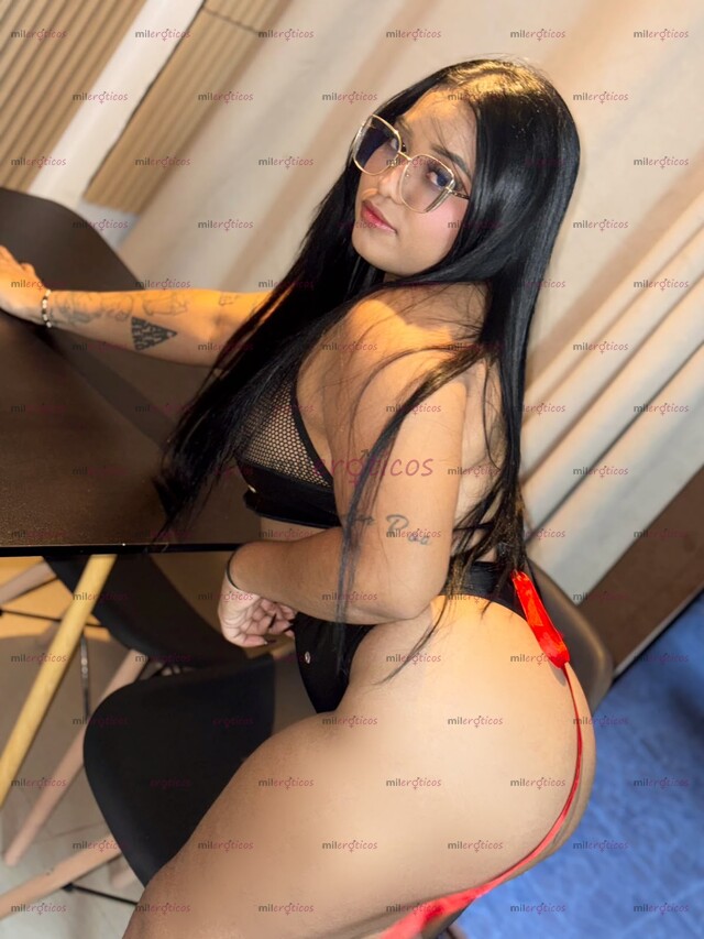 FOTOS DE GEMMA TROSITA CARIÑOSA CALIENTE JUGUETONA CULO Y TETAS GRANDES 100 K PROMO