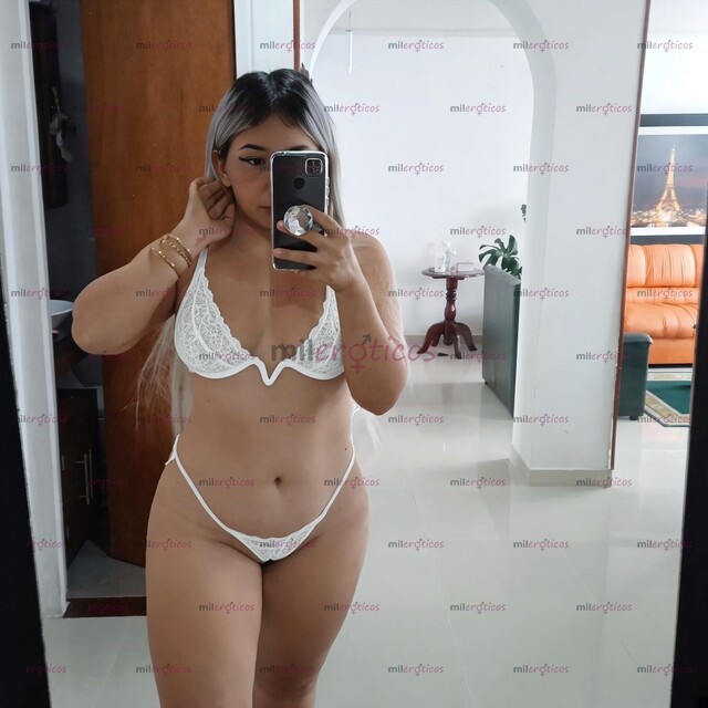 FOTOS DE VAL, MUJER INDEPENDIENTE, SEGURA Y FEMENINA.