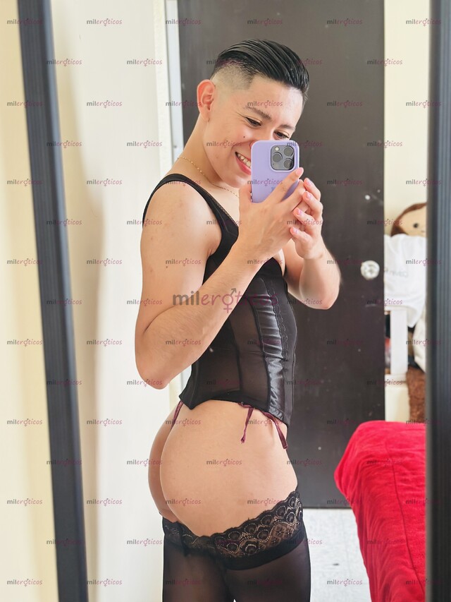FOTOS DE FEMBOY DOMINANTE CON GUSTO POR LENCERÍA