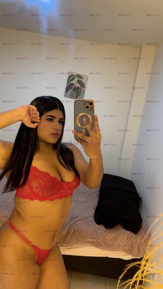 FOTOS DE EMILY MORENA LINDA MORBOSA Y COMPLACIENTE
