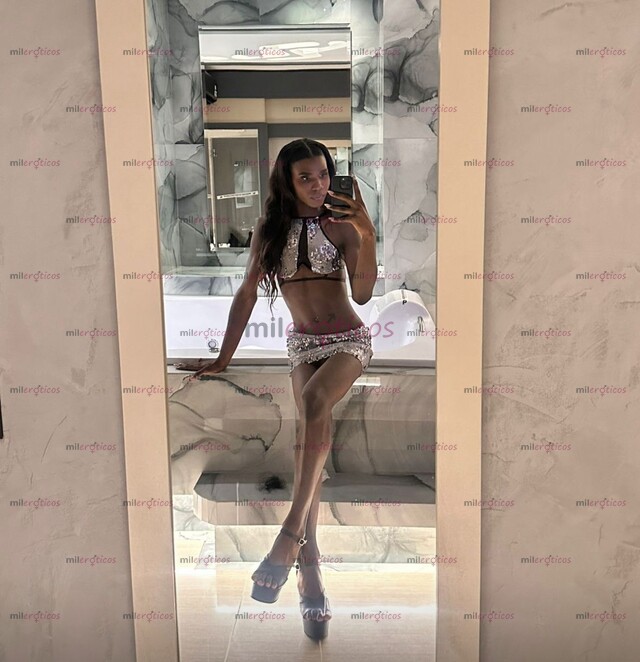 FOTOS DE HOLA. SOY UN NOBINARIE DE 23 AÑOS DISPUESTA A COMPLACERTE