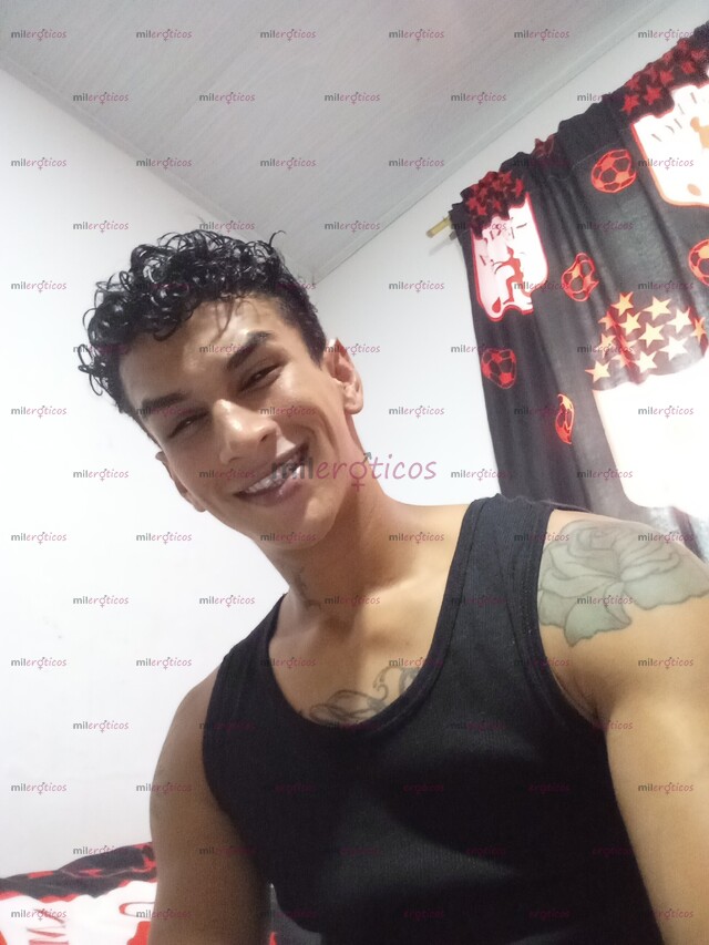 FOTOS DE CAMILO MORENO DOTADO DISPUESTO A DAMAS QUE QUIERAN SALIR DE LA RUTINA
