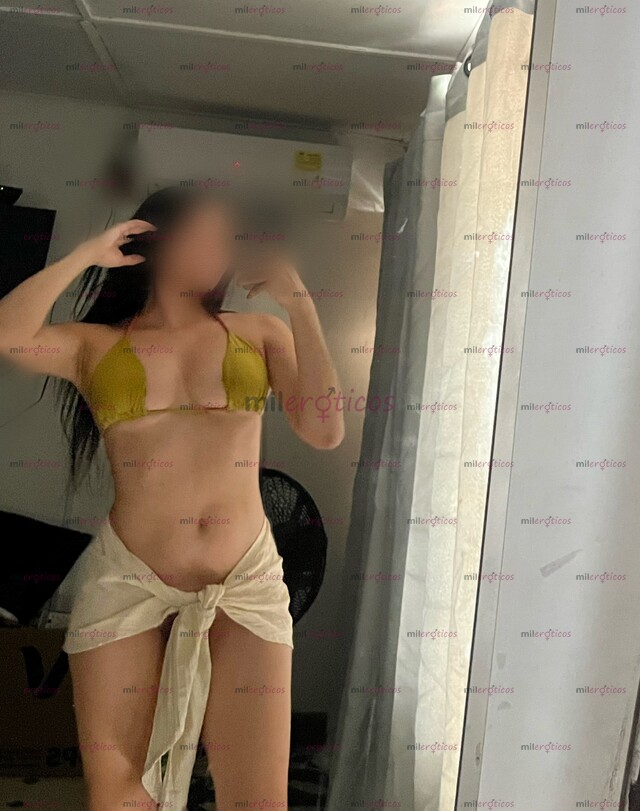 FOTOS DE FLAQUITA ENCANTADORA Y MUY SENSUAL, DÉJAME COMPLACERTE TAMBIÉN SOY MASAJISTA