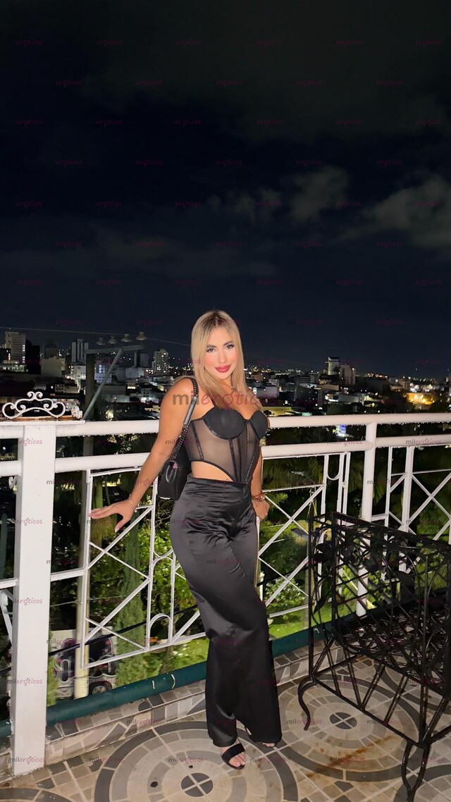 FOTOS DE HOLA SOY UNA RUBIA DIVERTIDA Y COMPLACIENTE!!