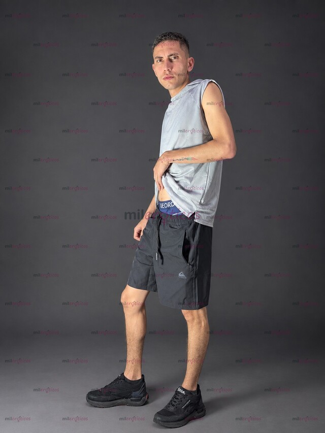 FOTOS DE CHICO DE PORTE SENSUAL Y TALLA QUE DESEARA COMPLACER TUS DESEOS