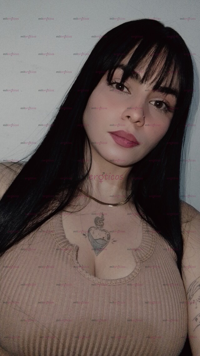 FOTOS DE SOLO DOMICILIO... SEXO CON HERMOSA FLACA PELINEGRA, CUERPO TOTALMENTE NATURAL.